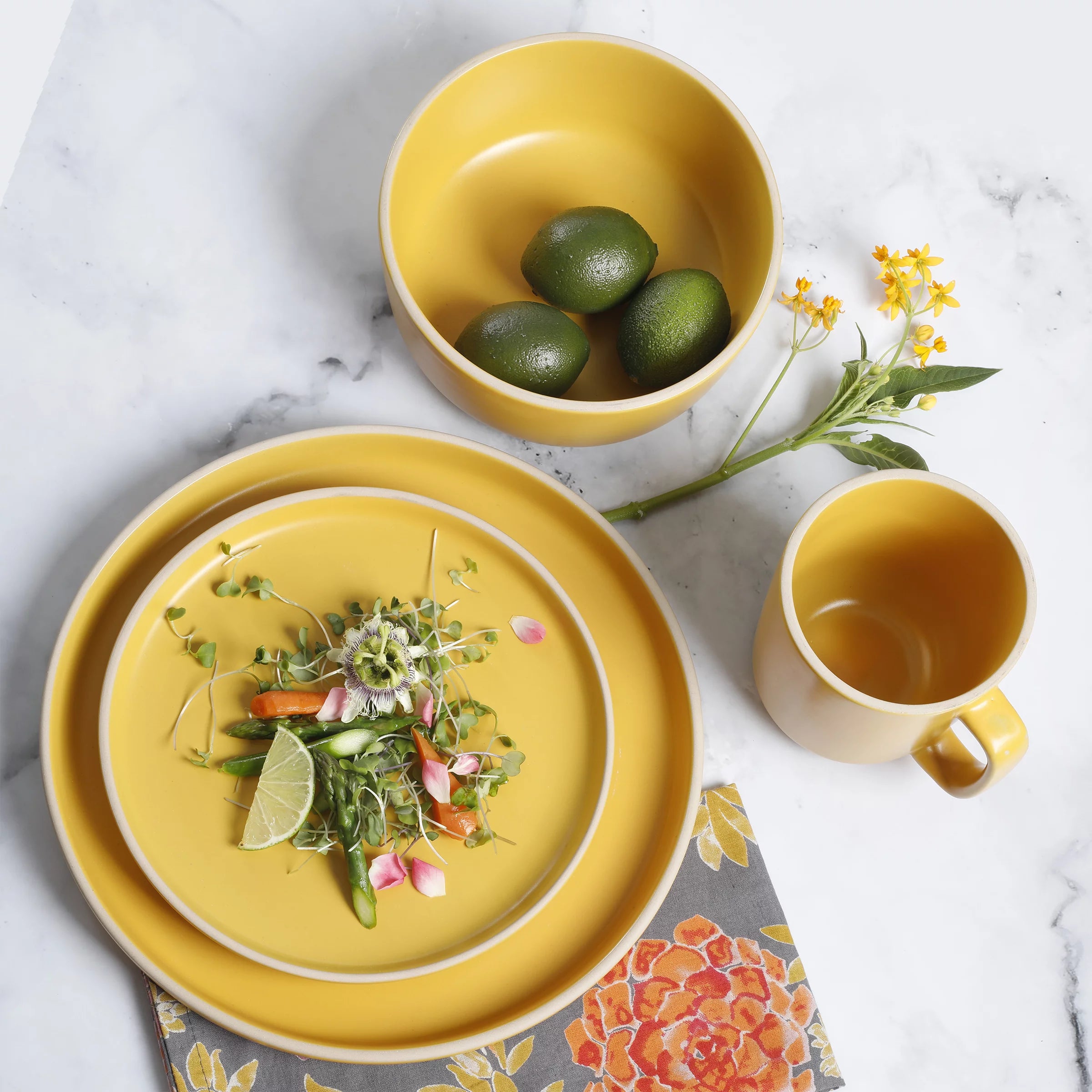 16 Piece Matte Stoneware Dinnerware Set U933149
