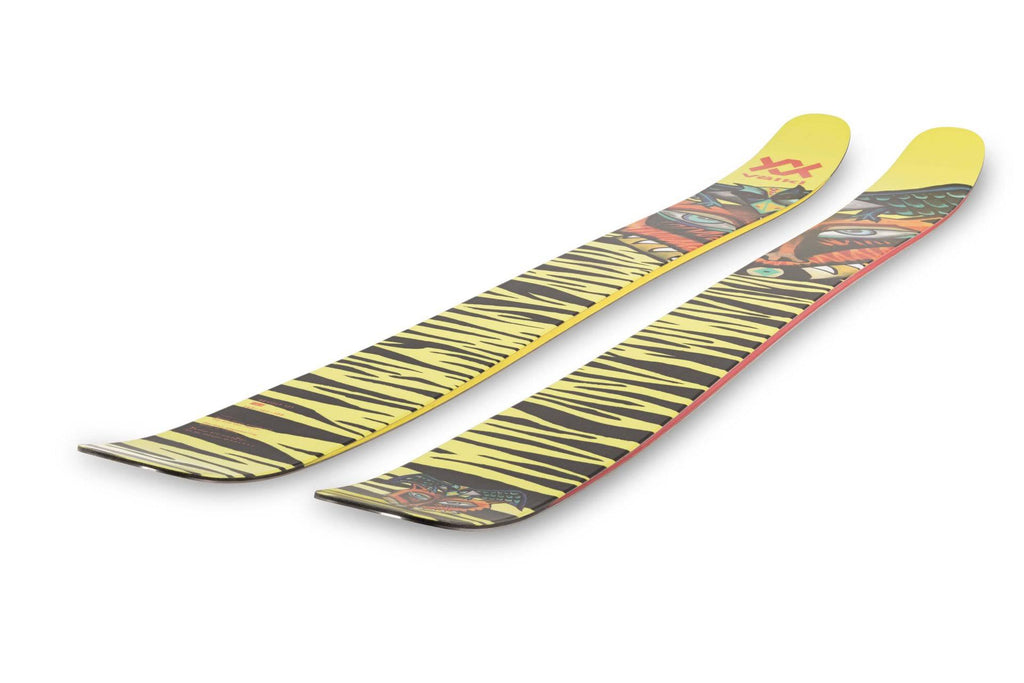 121 Skis H81315