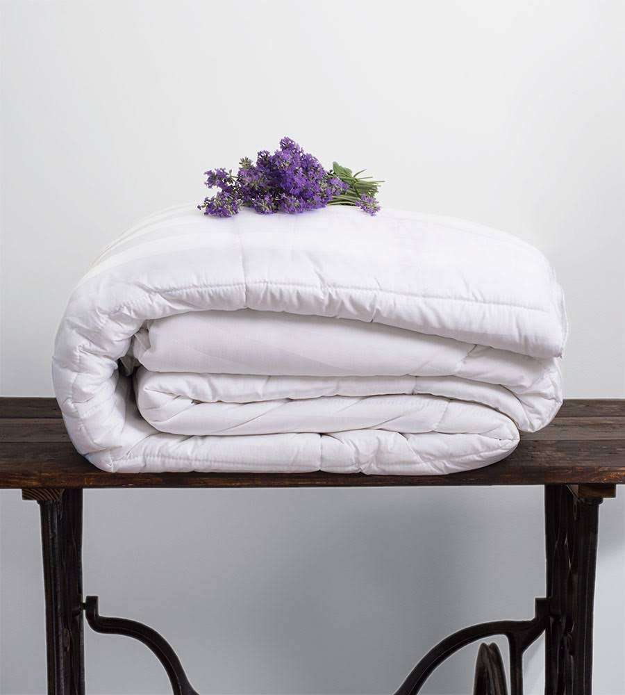 White Queen Bamboo Duvet Comforter B69744