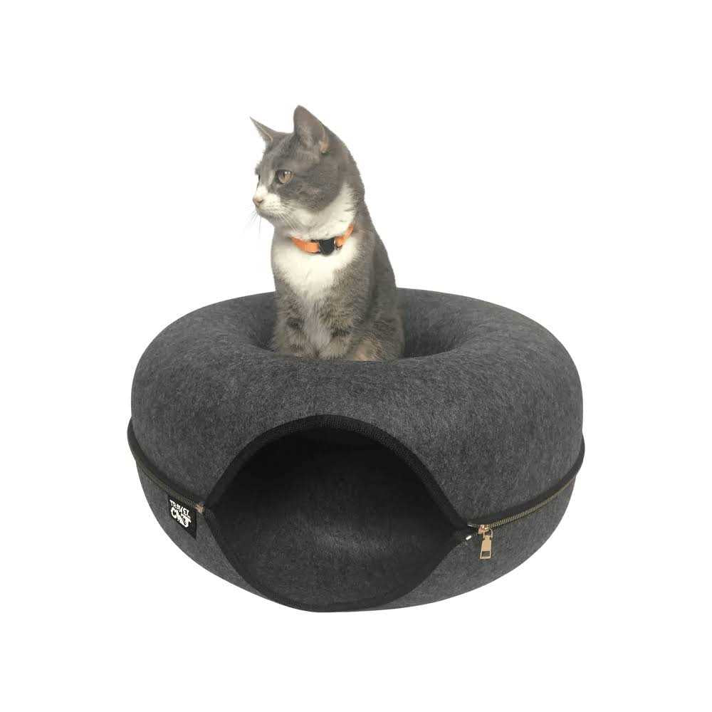 Cat Hideaway Cave M781