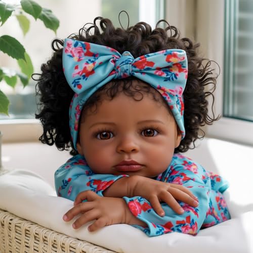 18-Inch Realistic Reborn Baby Doll with Clothes and Toy E578