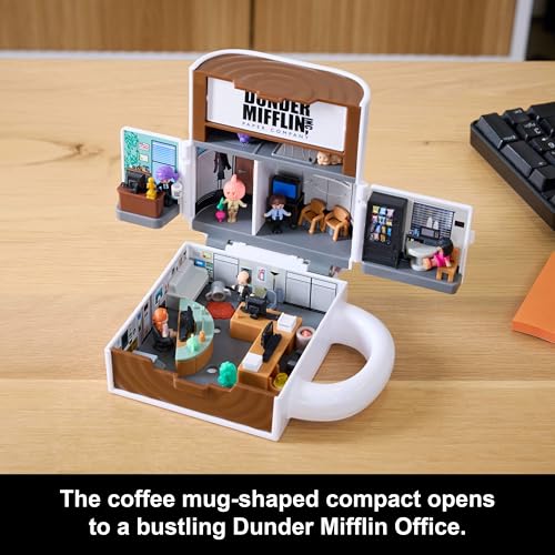 Compact Playset with 6 Character Dolls and 9 Accessories Y96097