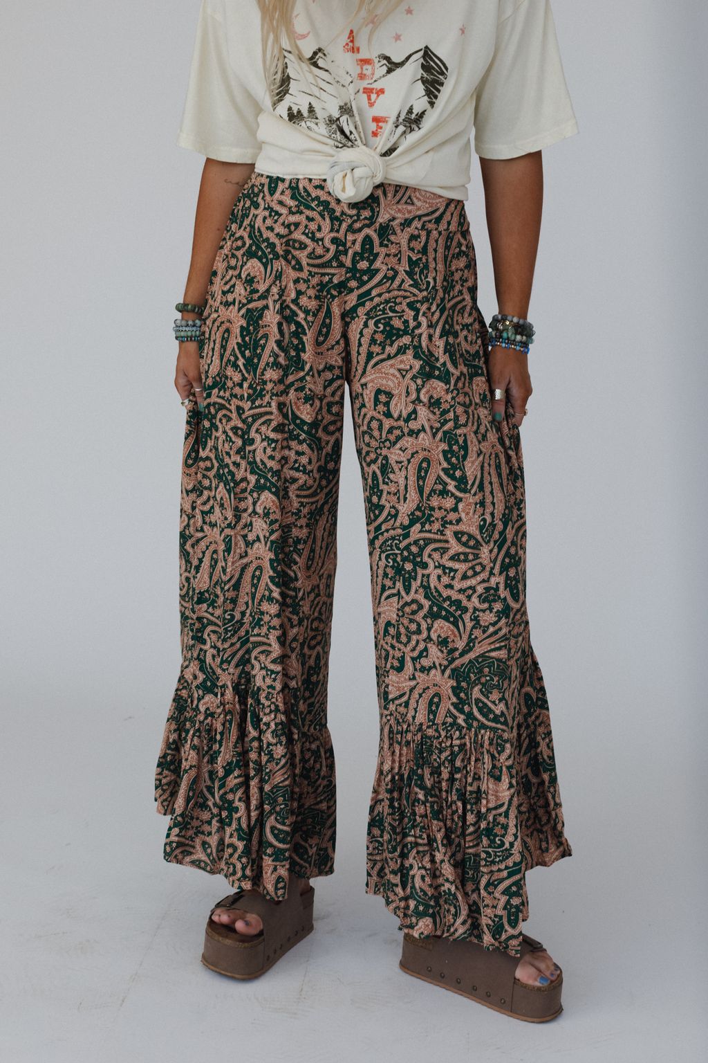 Paisley Dream Ruffled Pants - Green