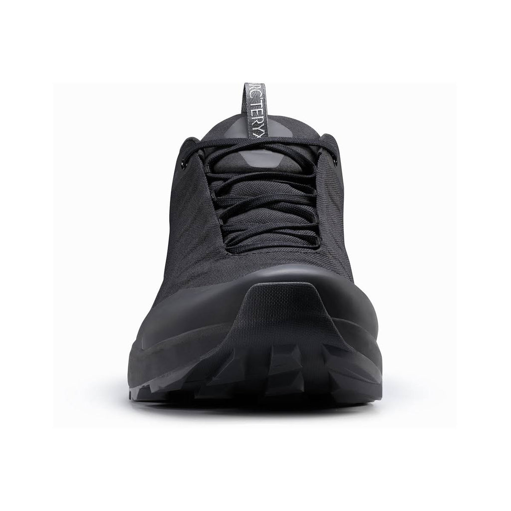 Black GTX Hiking Shoes A783