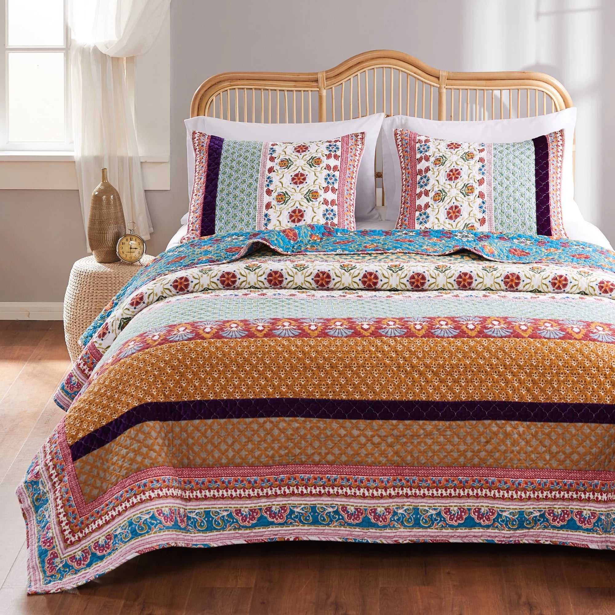 3-Piece King/Cal King Reversible Cotton Quilt Set G10026