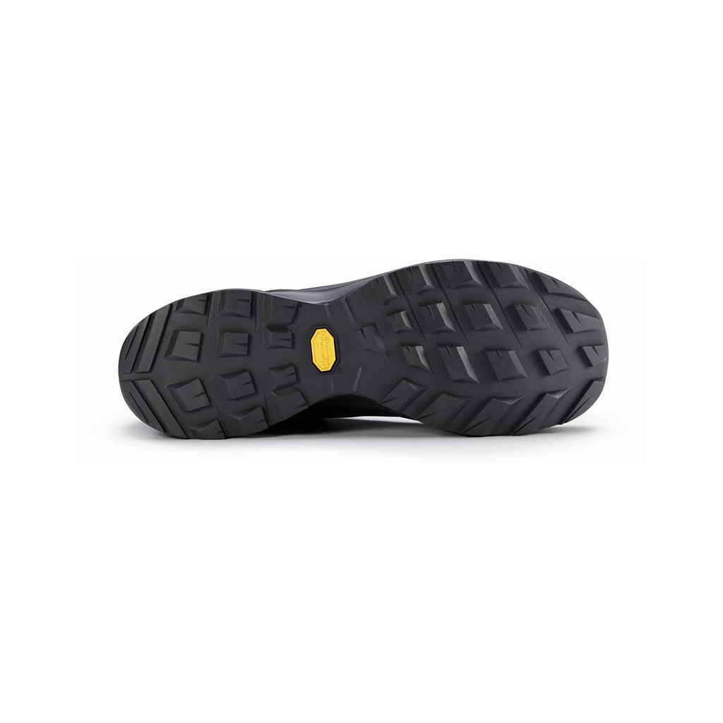 Black GTX Hiking Shoes A783