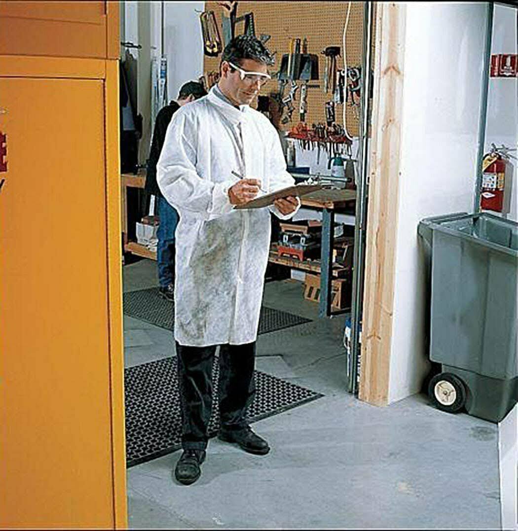50 Pack White Disposable Polypropylene Lab Coats X-Large V188191