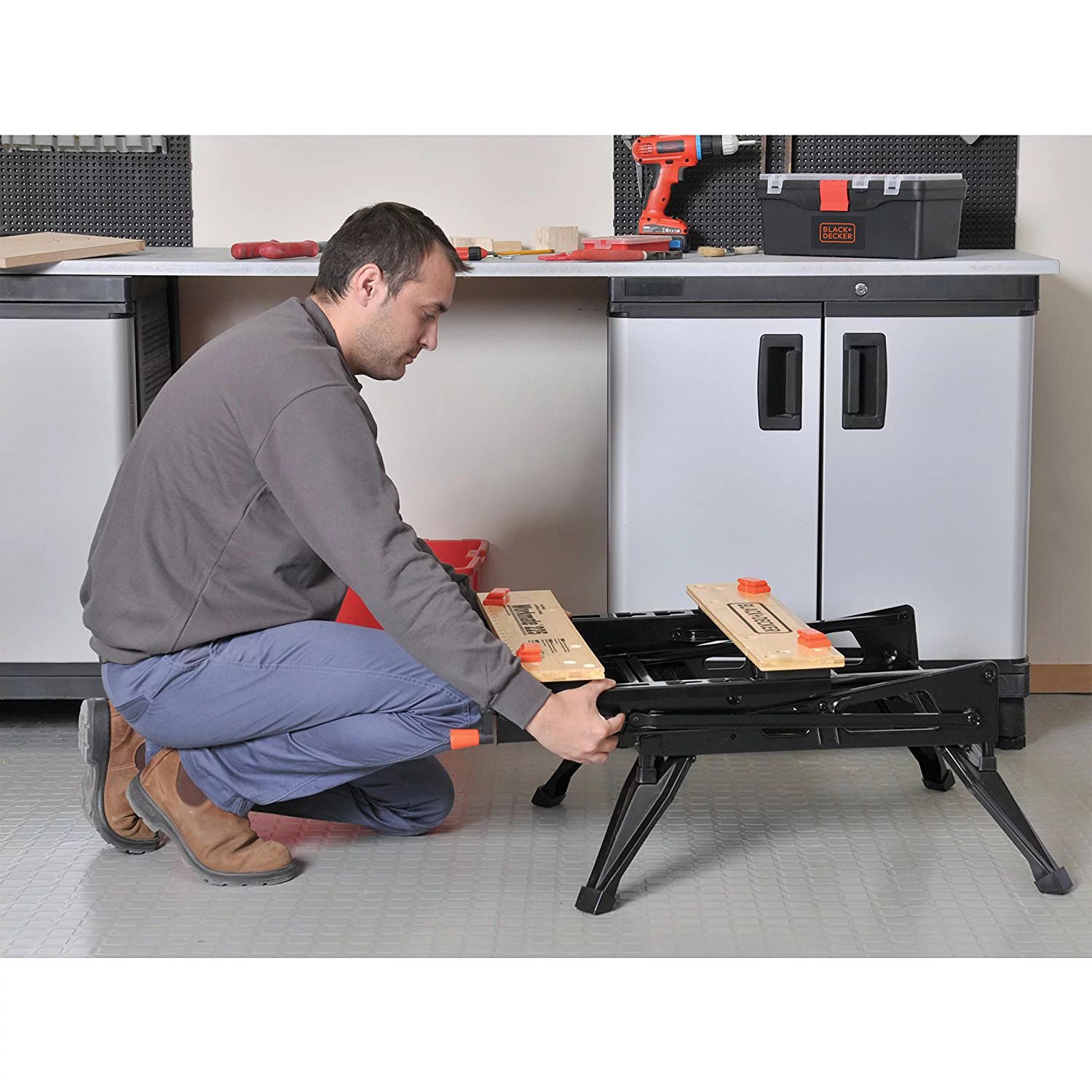 Portable Work Center and Vise A684