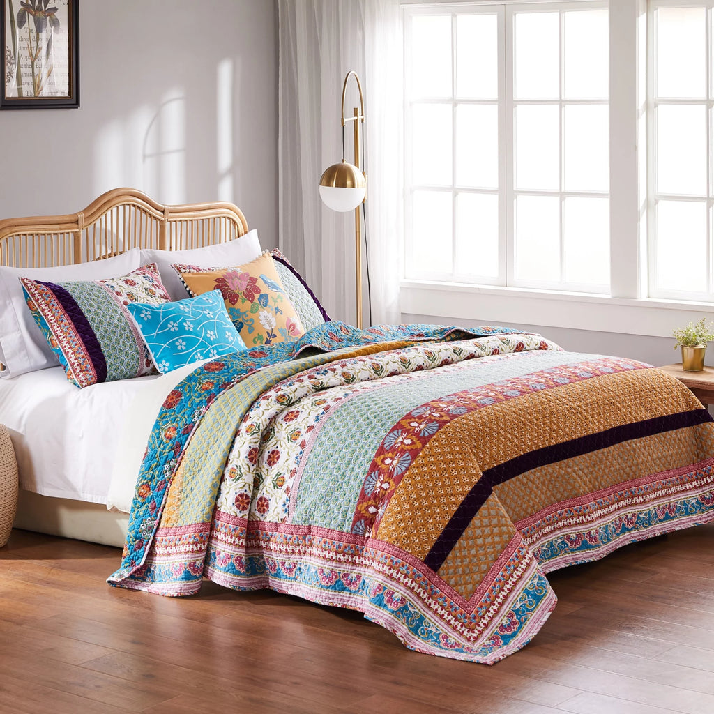 3-Piece King/Cal King Reversible Cotton Quilt Set G10026