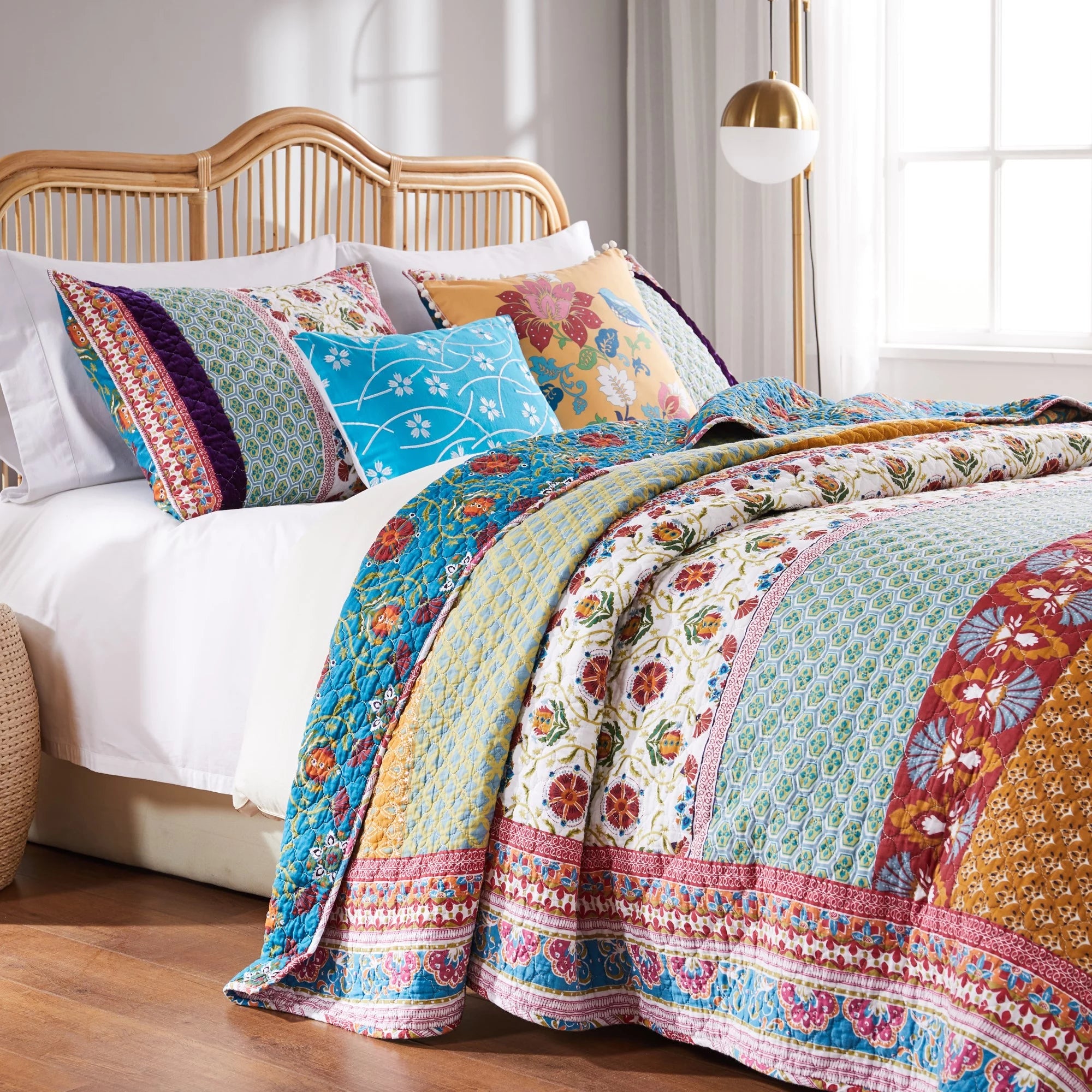 3-Piece King/Cal King Reversible Cotton Quilt Set G10026