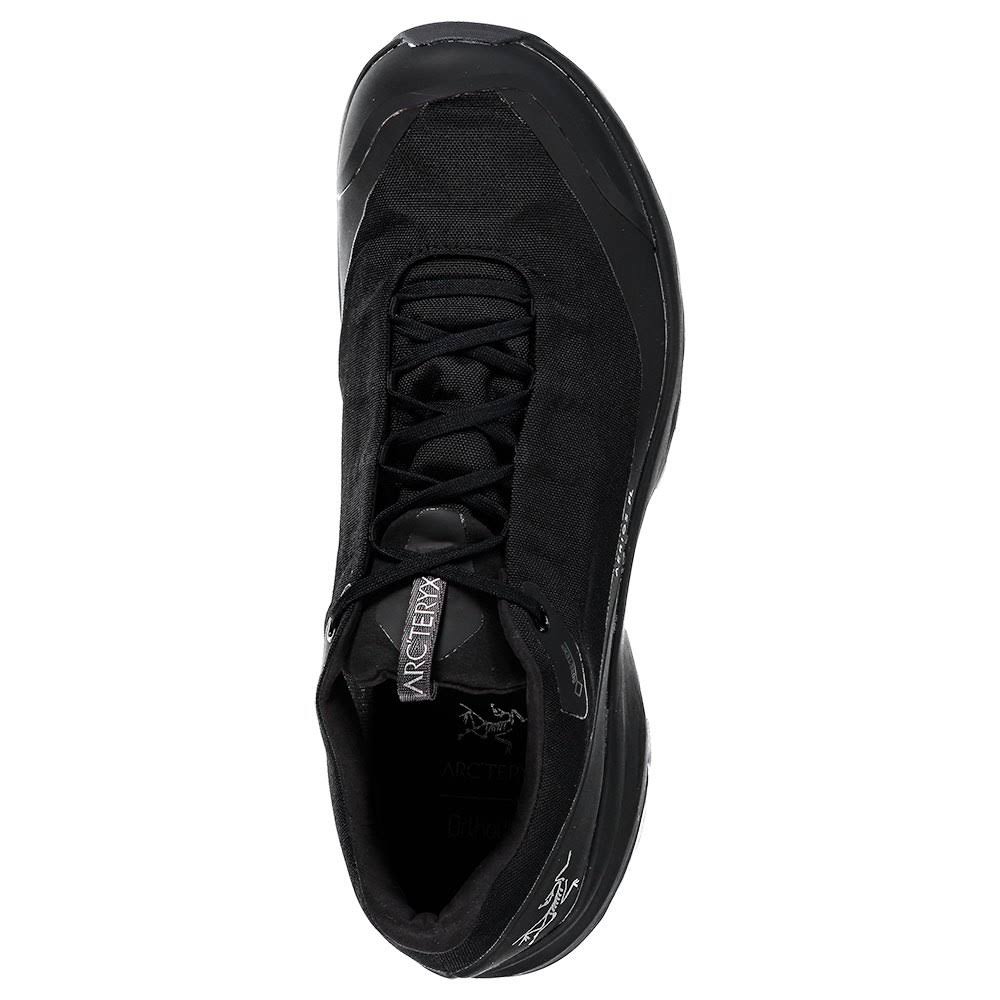 Black GTX Hiking Shoes A783