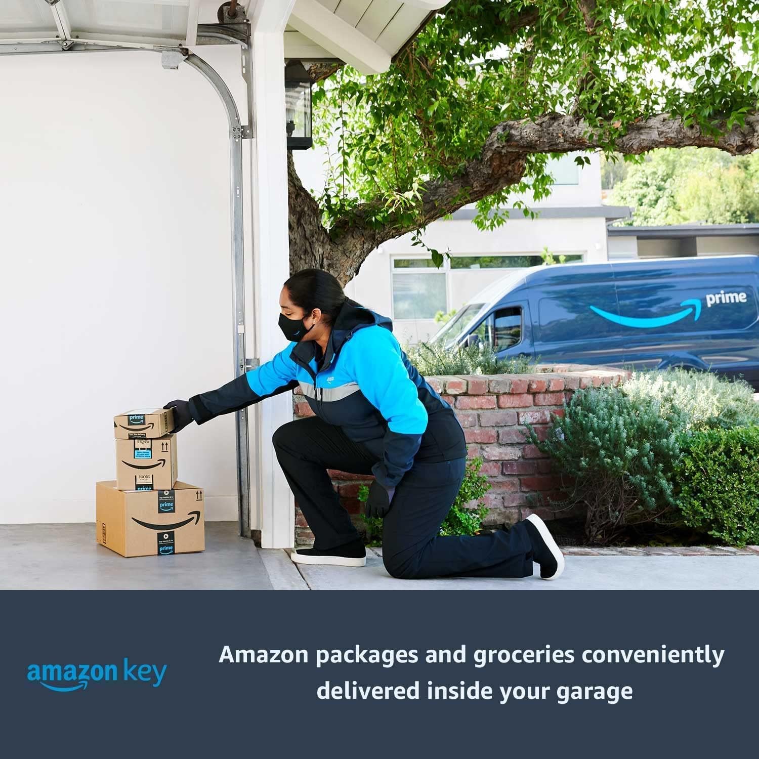 Ultra Quiet Belt Drive Smart Garage Door Opener with Battery Backup M615531
