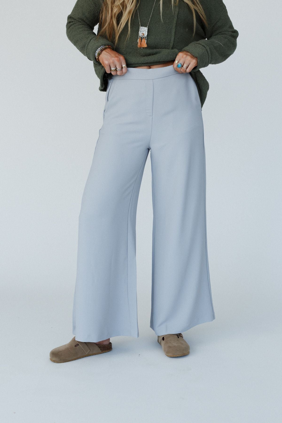 World Traveler Wide Leg Pant - Light Gray