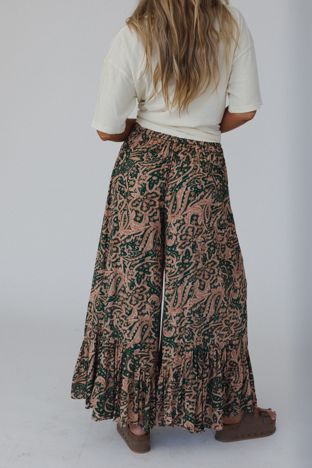 Paisley Dream Ruffled Pants - Green